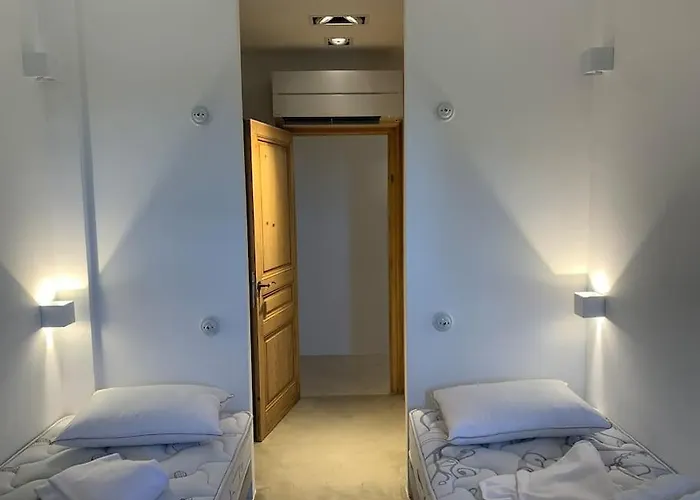 Falcone Marinu ***** Villa Kamiesch