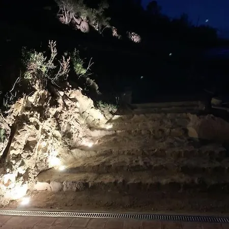 Villa Falcone Marinu ***** *