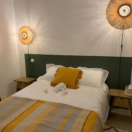 Villa Falcone Marinu ***** *