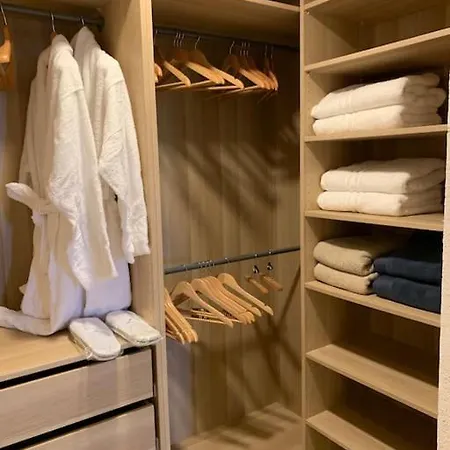 Falcone Marinu ***** Villa *