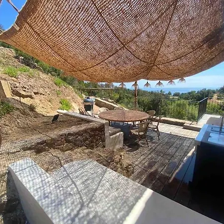 Falcone Marinu ***** * Kamiesch