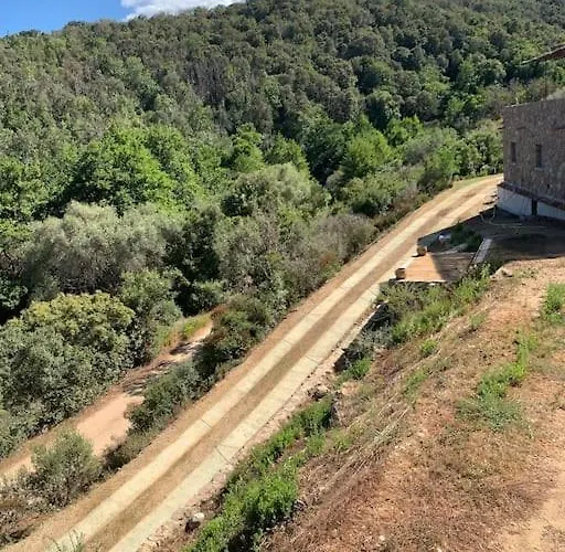 Falcone Marinu ***** Vila *