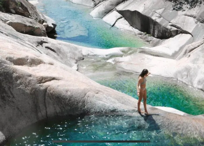 Falcone Marinu ***** Vila Kamiesch