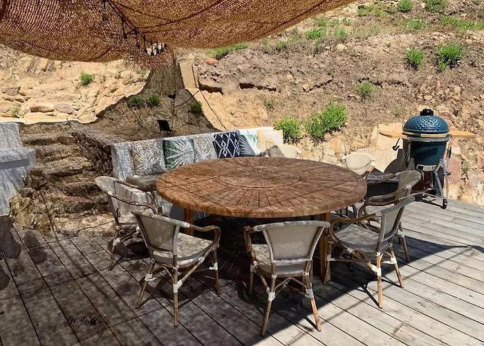 Falcone Marinu ***** * Kamiesch