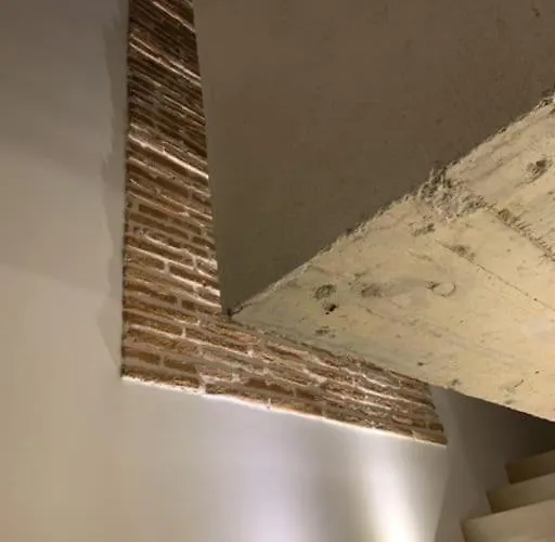 Falcone Marinu ***** Vila